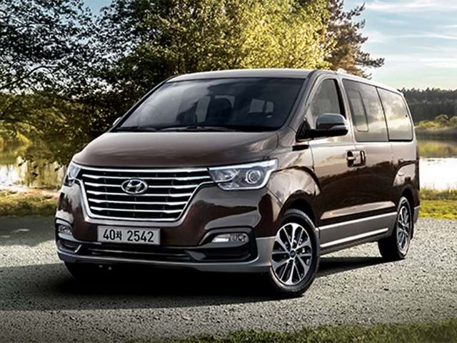 Hyundai Grand Starex 2018 có giá từ 440 triệu đồng